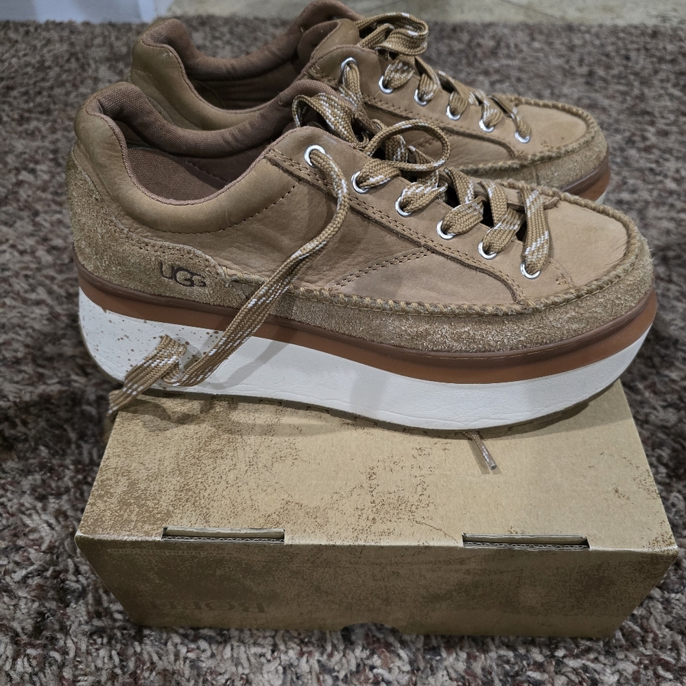 UGG Marin Lace-Up Sneaker